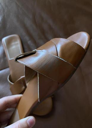 Шльопанці під zara 4