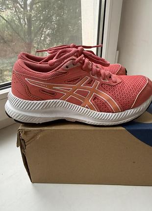 Asics кросівки