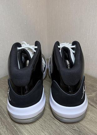 Кросівки air jordan max aura 3