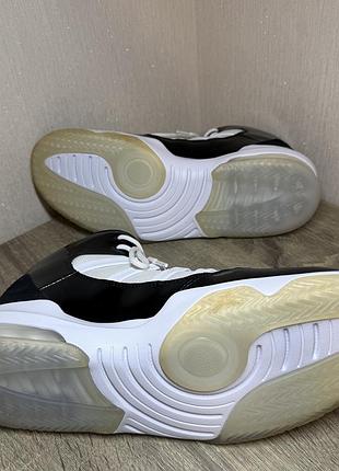 Кросівки air jordan max aura 4