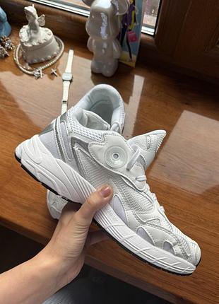 Adidas aster кросівки