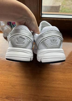 Adidas aster кросівки 4