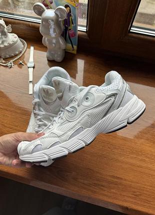 Adidas aster кросівки 2