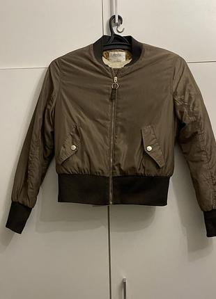 Куртка легенька бомбер розмір s bershka