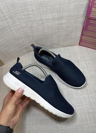 Оригінальні слипони skechers