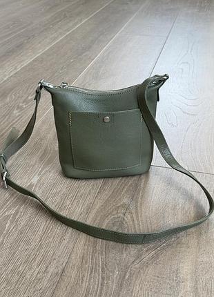 Сумка white stuff mini fern leather crossbody bag khaki green