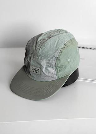Кепка cropp 5panel nylon  cap