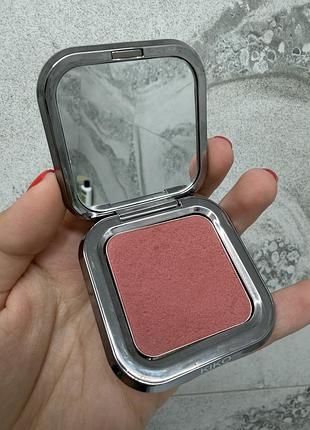 Румʼяна kiko milano 2