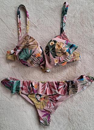 Ефектний тропічний купальник calzedonia з воланами (оригінал)