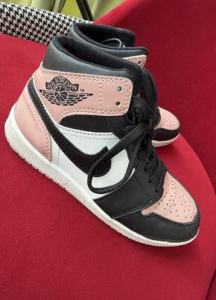 Nike air хайтопи uk 4,5 4