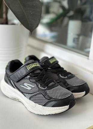 Кросівки skechers 29 розмір