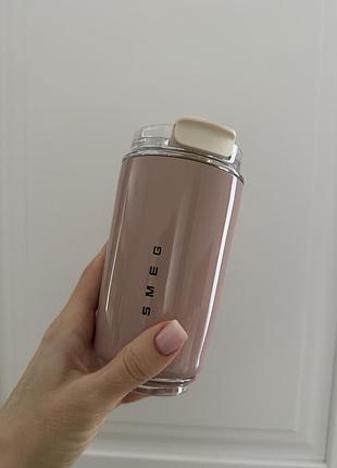 Термостакан smeg