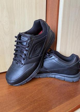 Кросівки skechers 40 р, 27 см устілка. стан нової речі. без жодних дефектів та нюансів.