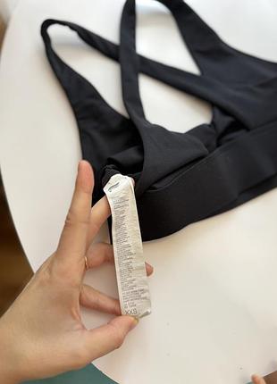 Чорний спортивний топ fabletics 6