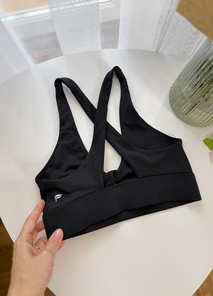Чорний спортивний топ fabletics 7