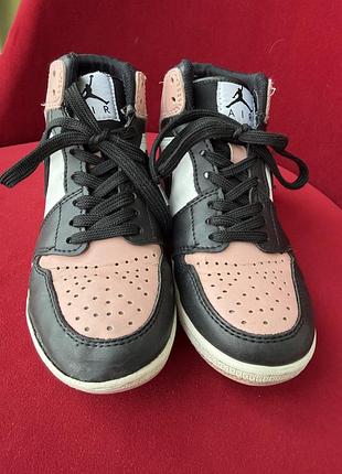 Nike air хайтопи uk 4,5 3