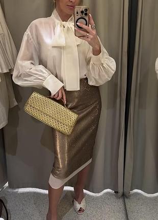 Трендова спідниця в паєтку zara