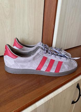 Adidas кеди, 28,5 см устілка. 2