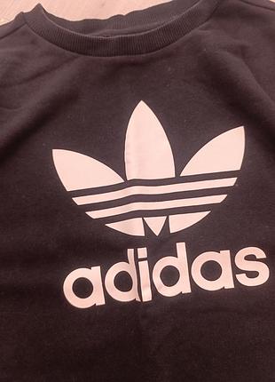 Свитшот от adidas размер м 2