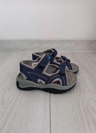 Slazenger босоніжки сандалі розмір 24 (14,5см)