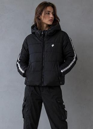 Крутая  теплая куртка superdry , оригинал