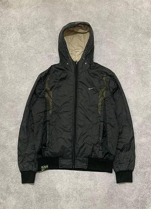 Двусторонняя куртка nike acg vintage 00s ветровка с капюшоном черная бежевая
