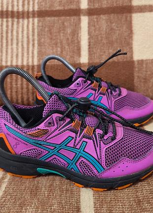 Детские кроссовки asics