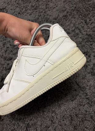 Кросівки nike air force 1 '07 low triple white 4
