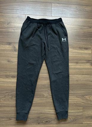 Чоловічі спортивні штани under armour