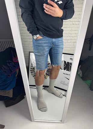 Оригінальні шорти levis