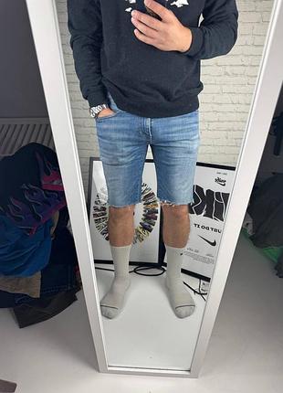 Оригінальні шорти levis 3