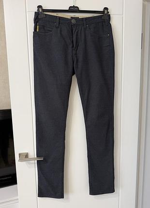 Нові. штани джинси брюки armani jeans 32 eu