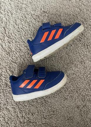 Кросівки adidas 22 р. 2