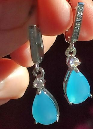 Изящные серьги с голубым халцедоном 10