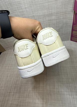 Оригинальные кроссовки nike 4