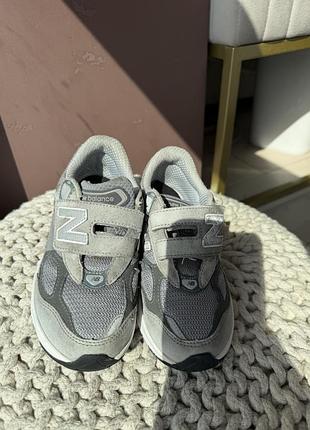 Кросівки для дітей new balance сірі, розмір 32, довжина устілки 19 см