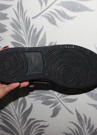 Nike ботінки 23.5 см устілка 2