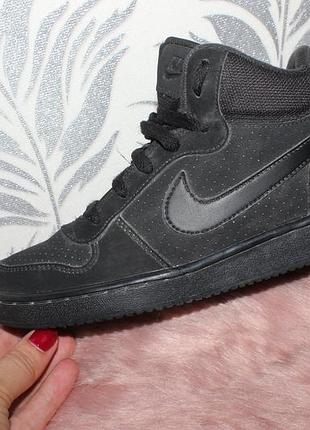 Nike ботінки 23.5 см устілка 4