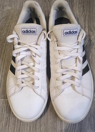 Кросівки adidas білі