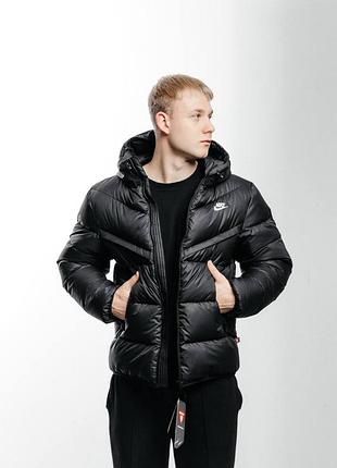Брендова куртка зимова