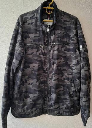 Moncler куртка