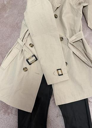 Плащ для дівчинки бежевий 2