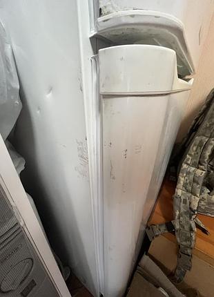 Холодильник indesit 4
