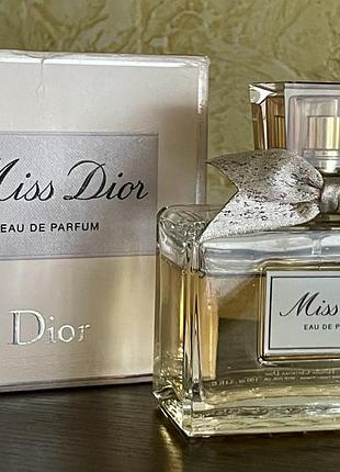 Парфумована вода miss dior eau de parfum для жінок
