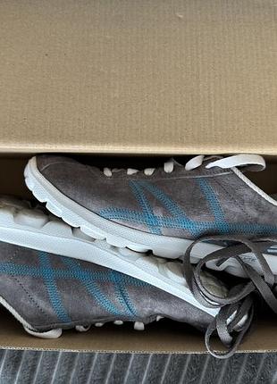 Кросівки жіночі skechers замшеві сірі, 36 розмір