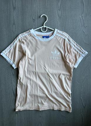 Футболка adidas