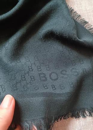 Платок джакард монограмма от hugo boss. 3