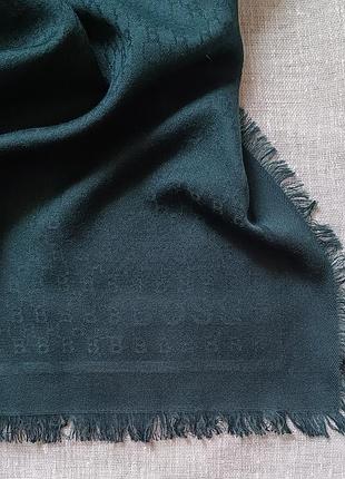 Платок джакард монограмма от hugo boss. 2