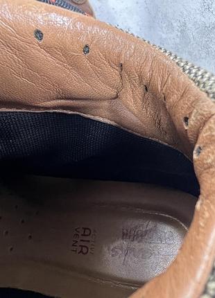 Чоловічі шкіряні черевики на мембрані clarks active 9