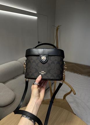 Сумка coach kay crossbody brown in signature canvas